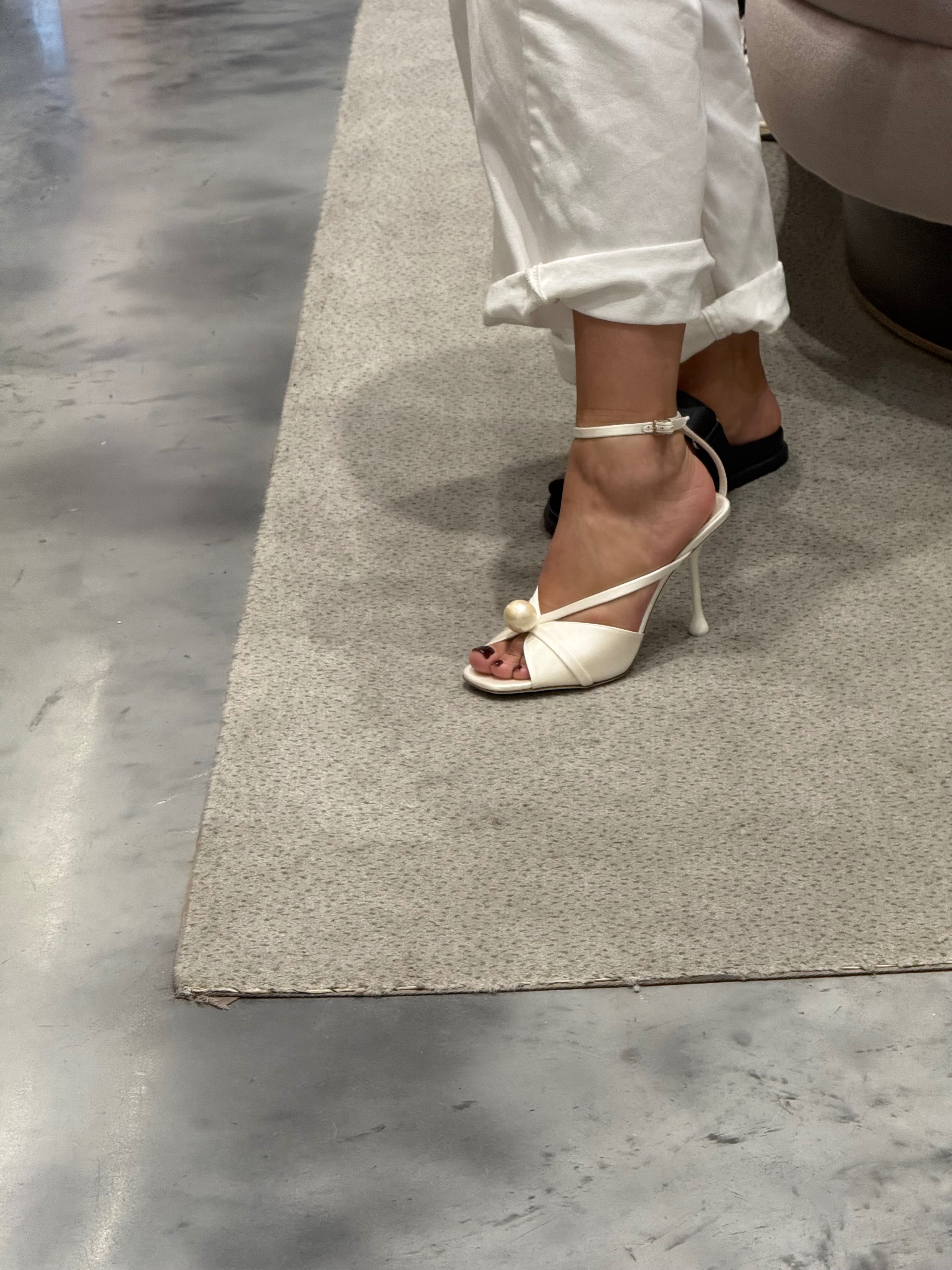 Nowe sandały Jimmy Choo na obcasie – 100% oryginał – CENA: 3800