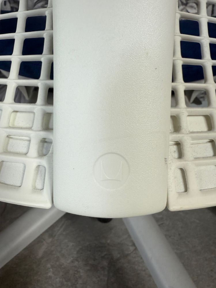 Fotel biurowy ergonomiczny Herman Miller Sayl