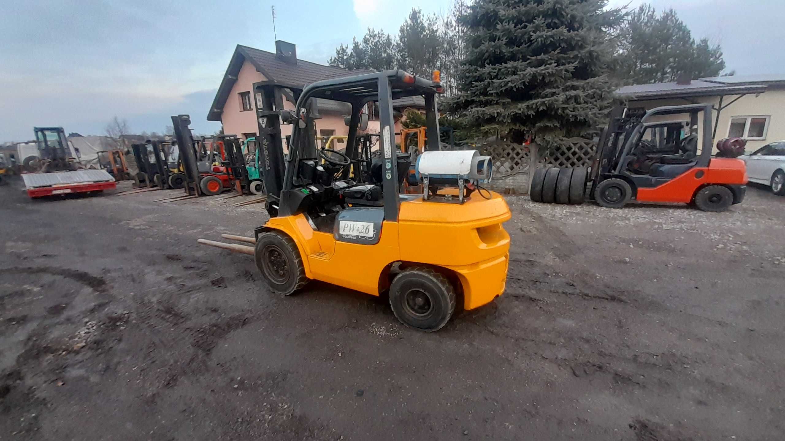 Wózek widłowy Toyota 7FGJ735