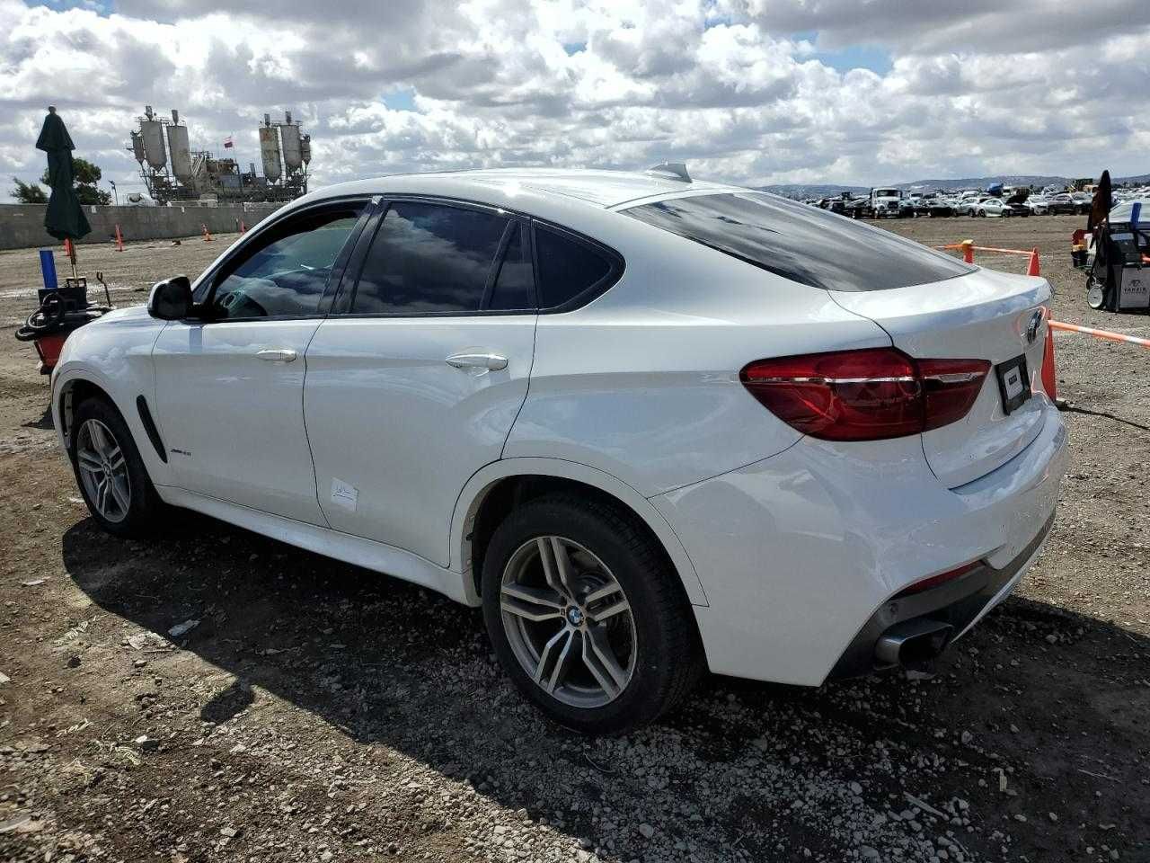 BMW X6 xdrive50i