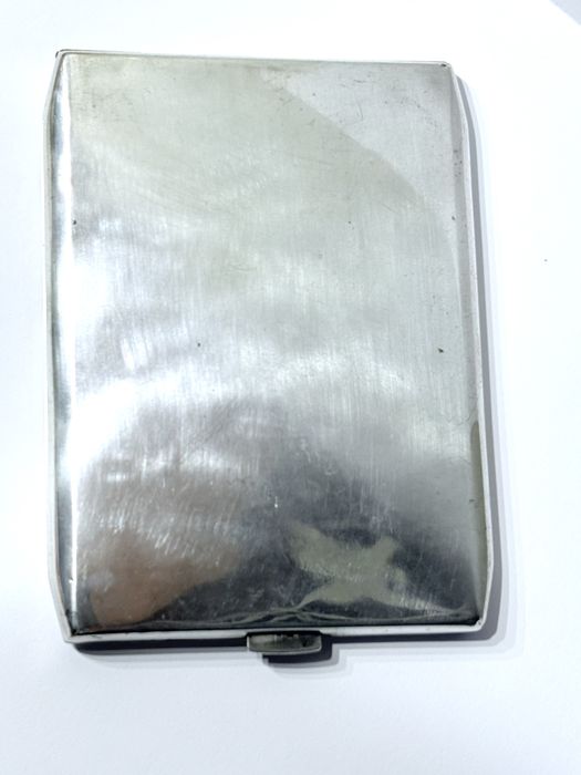 Antiga cigarreira em prata portuguesa lisa contrastada