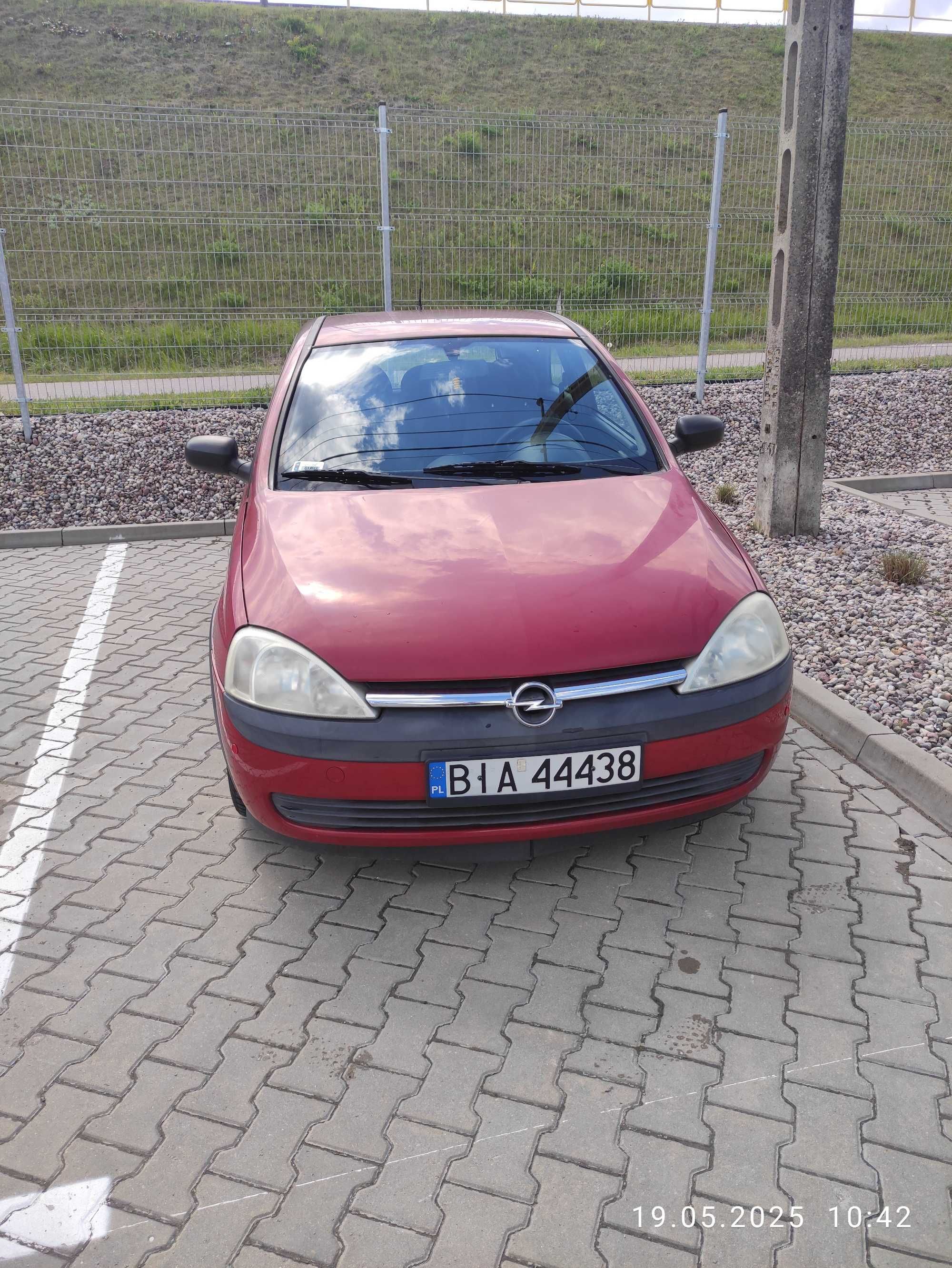samochód Opel corsa 2002