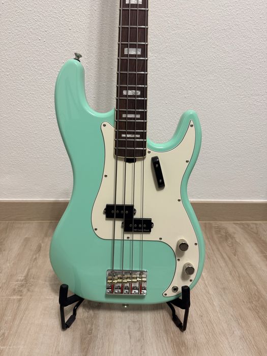 Baixo Harley Benton MV-4P