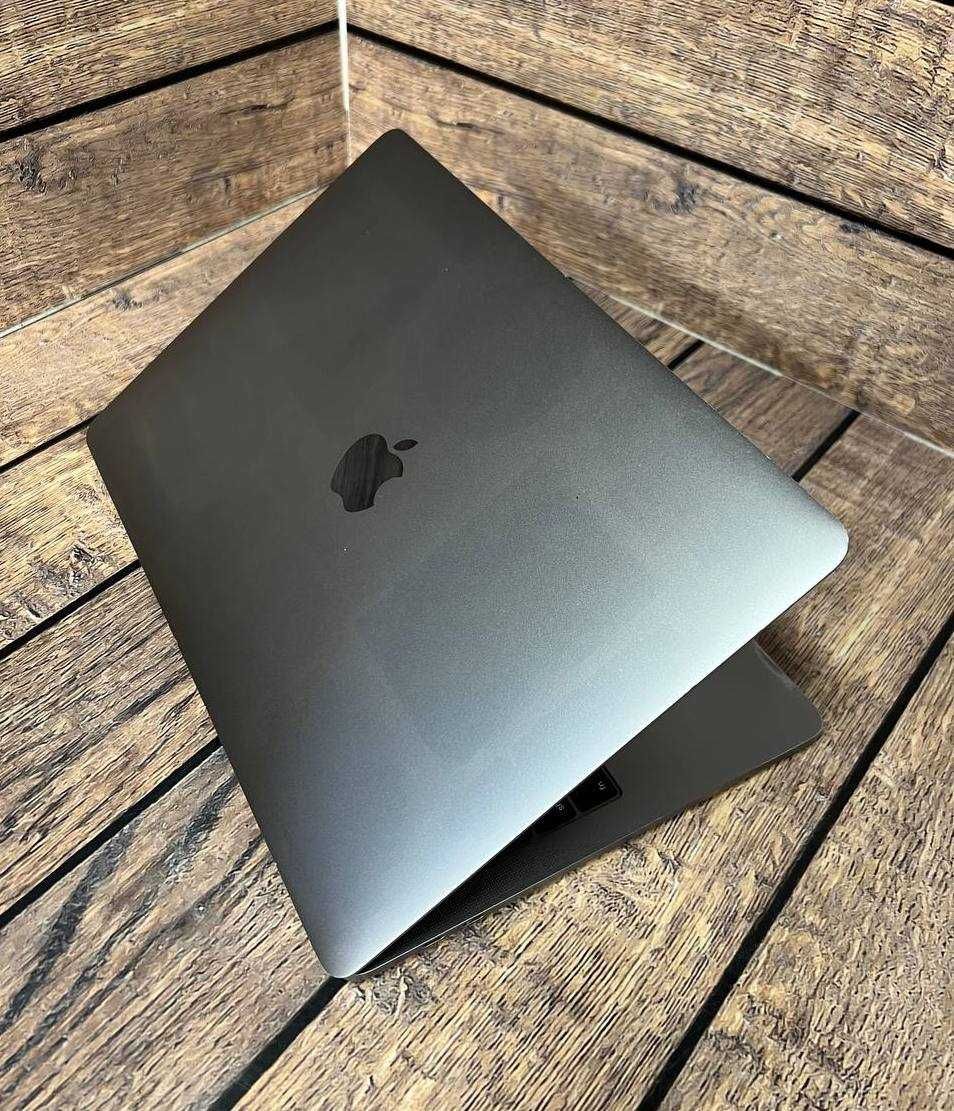 MacBook Pro A1706 (13, 2017) i5 3,1 Ghz/ 8GB/ 256GB/ Магазин/Гарантия!