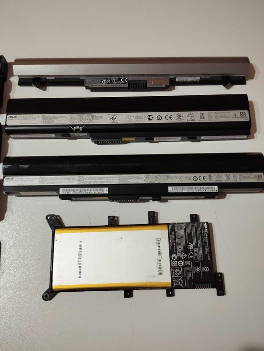 Baterie Laptopowe Oryginalne 8 Sztuk