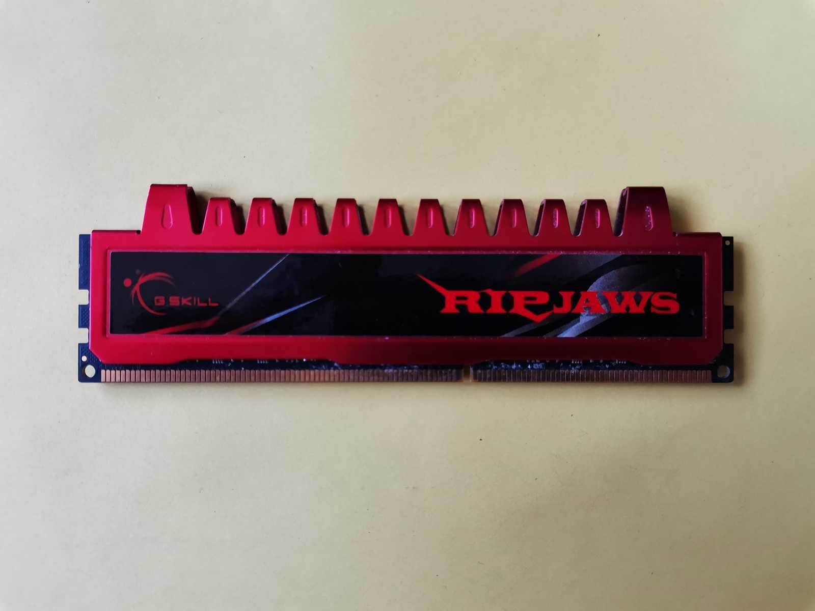 DDR3 4GB G.SkiLL RipJaws 10600 -Komputer