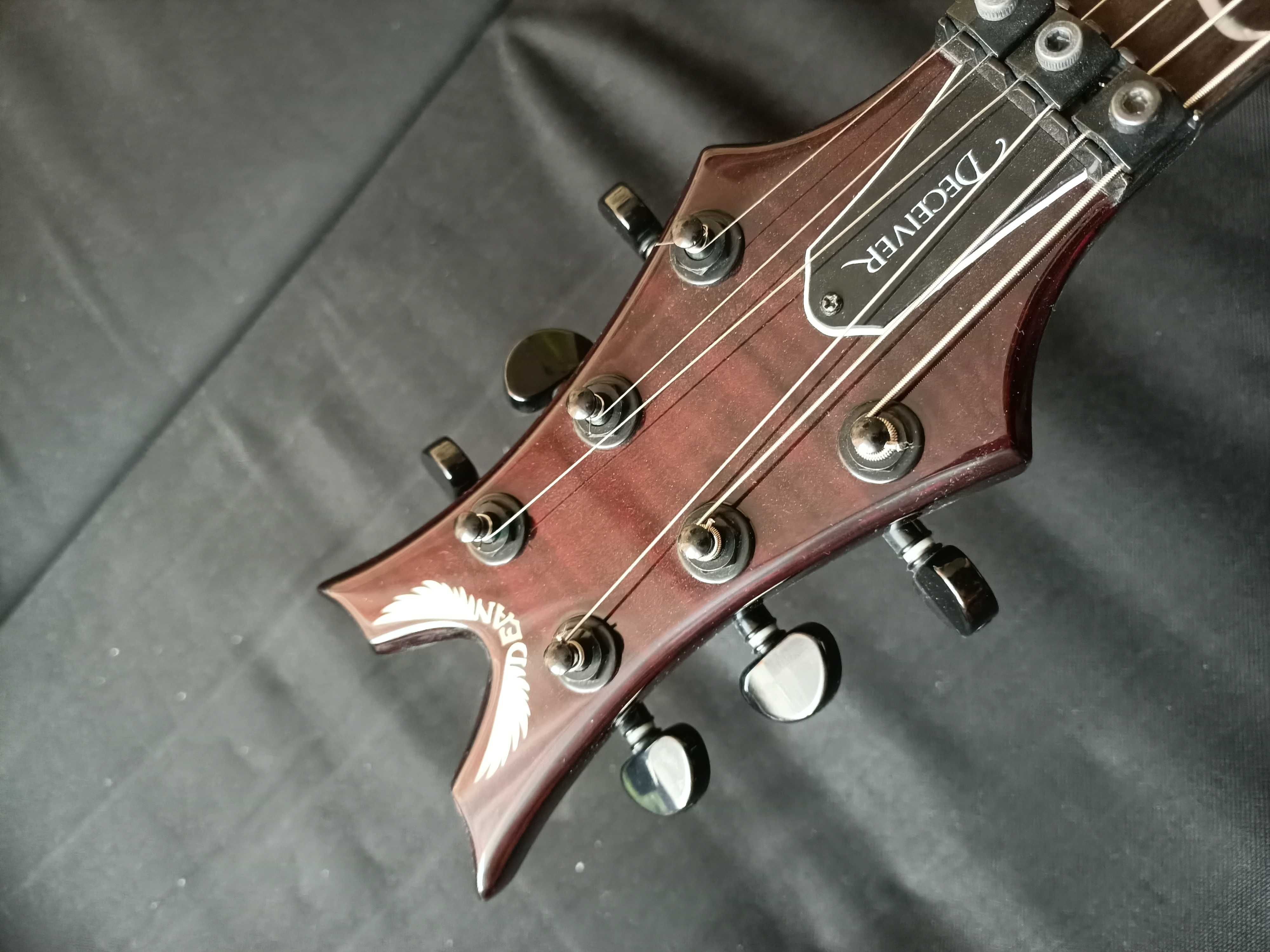 Gitara elektryczna Dean Deceiver Originalny Floyd Rose EMG