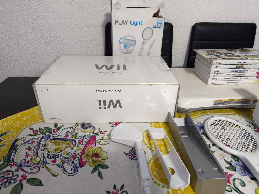 Nintendo wii com varios accesorios