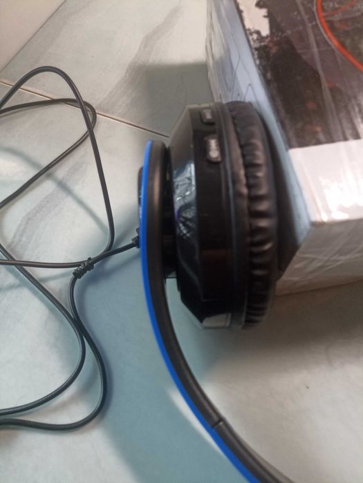 наушники новые bluetooth беспроводные синие с глубокими басами