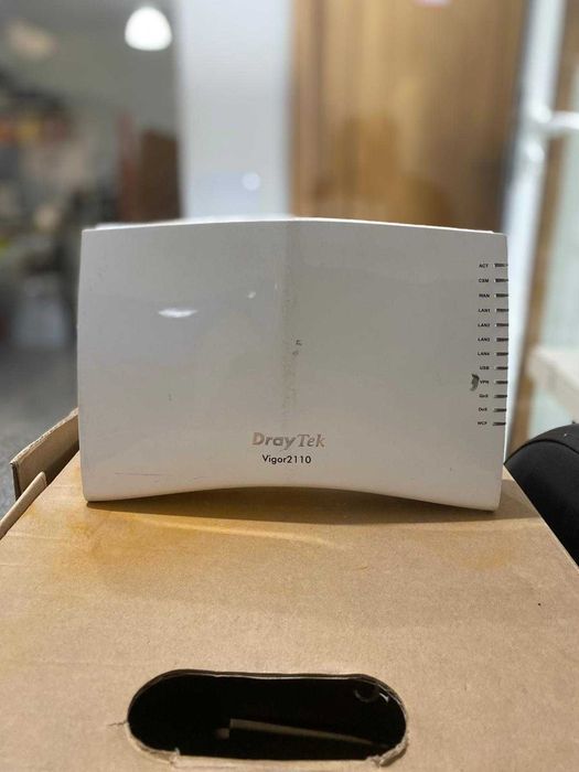 Router/Firewall DrayTek Vigor2110 para Cable Modem/3G