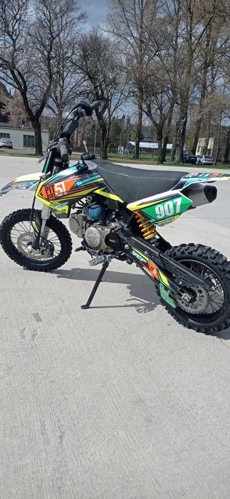 Pitbike Ycf 125 start.