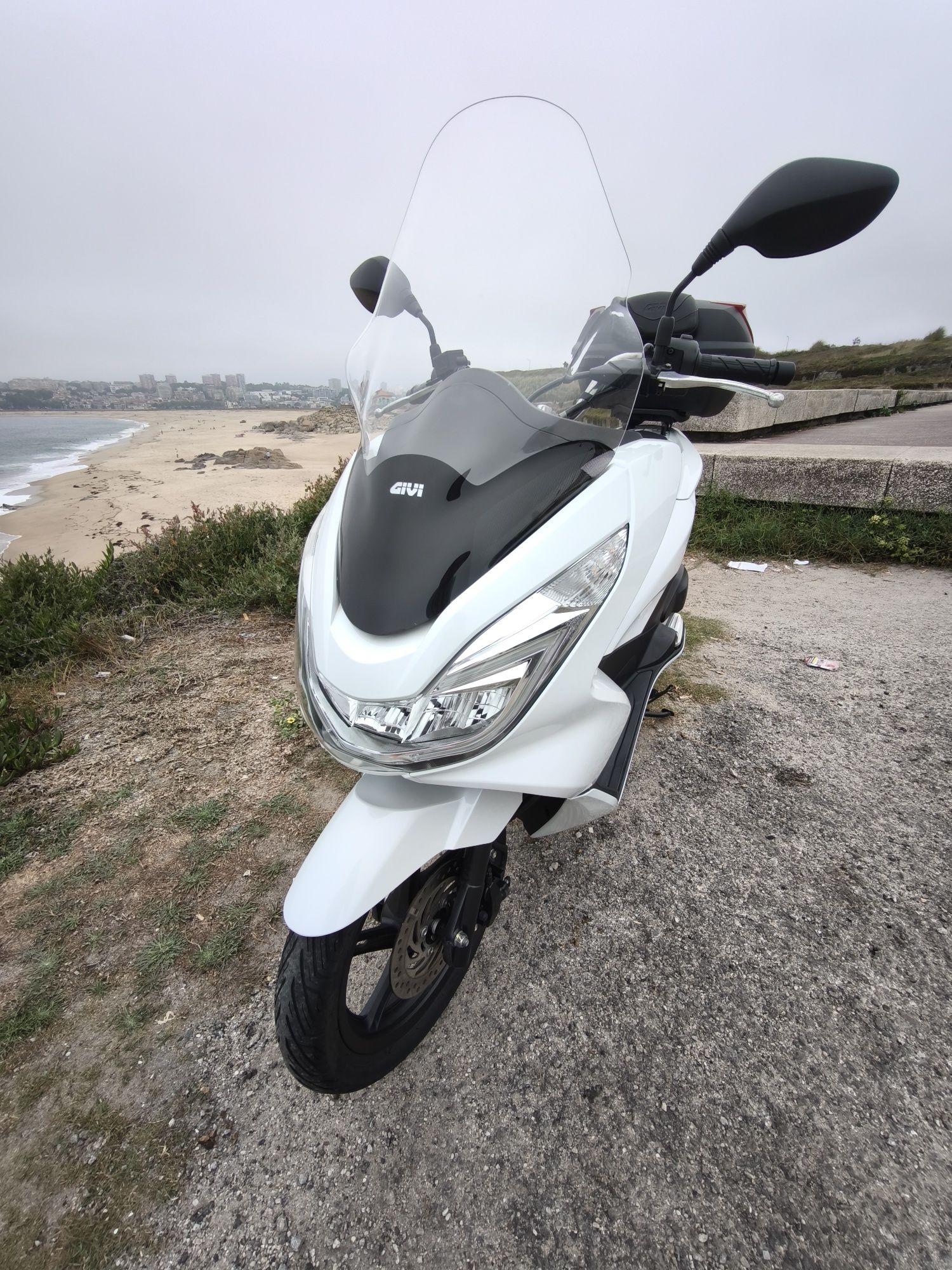 Honda PCX125  Ano2015 Km20500