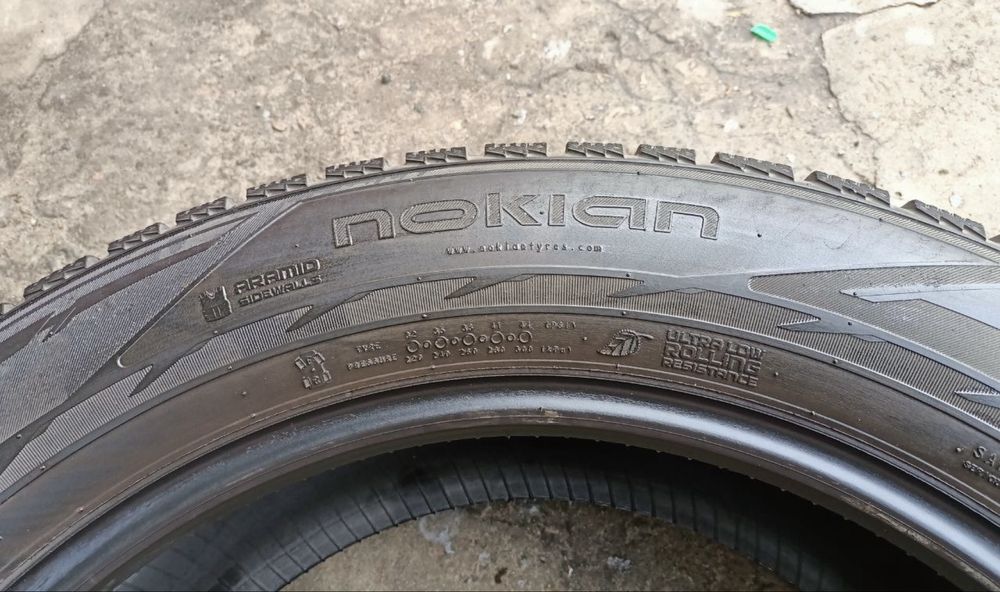 Шини Nokian Hakkapeliitta R2 SUV 255/55 R20 пара