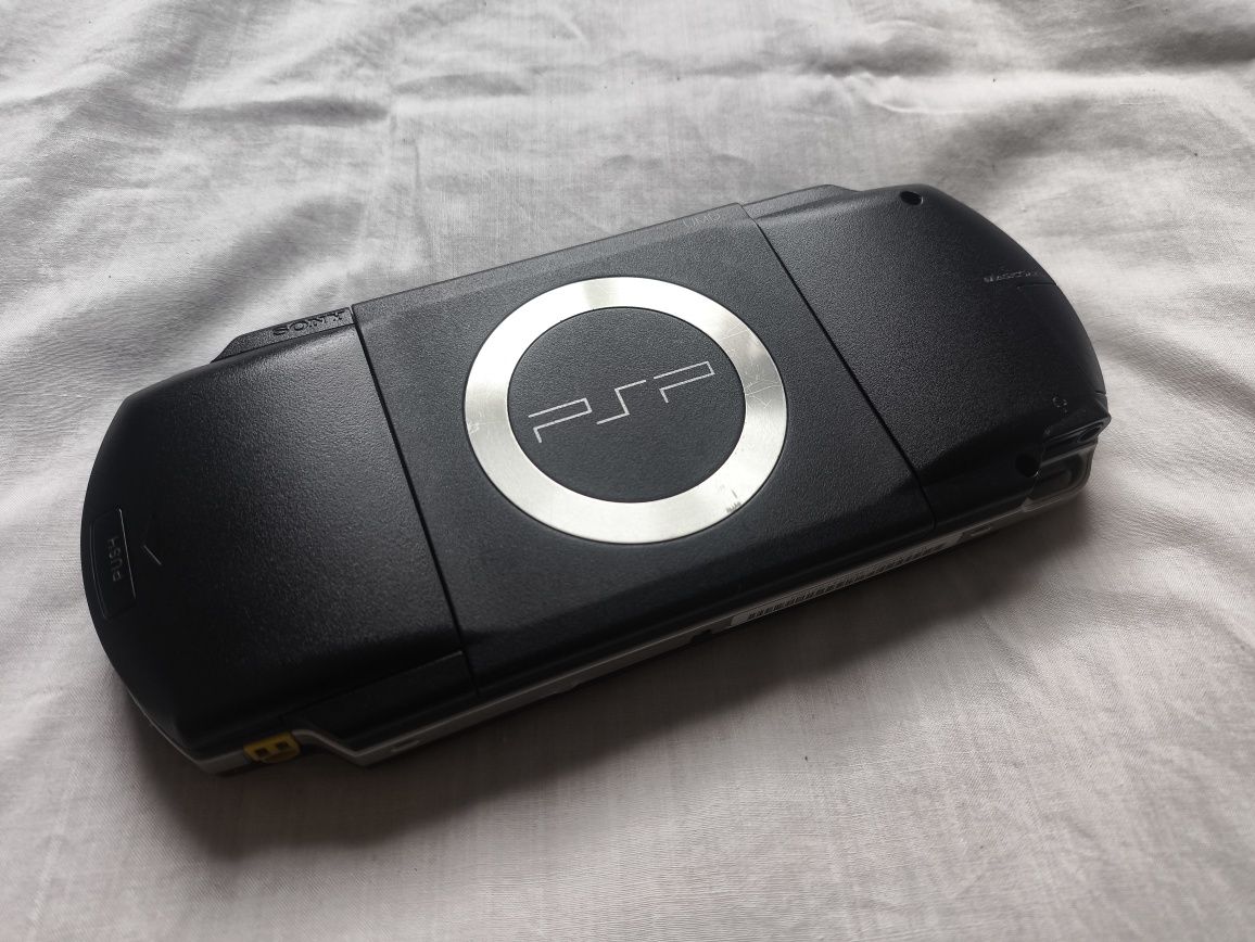 PlayStation Portable 1000 (PSP)