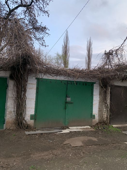 Гараж Суха Балка Пруди