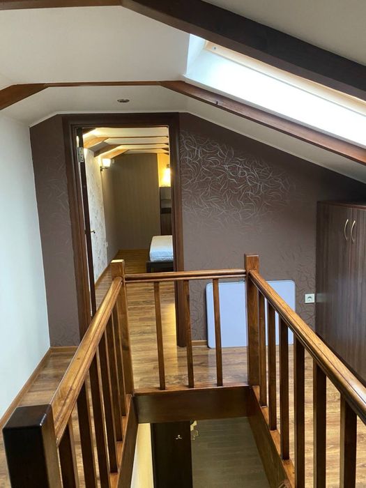 Продаж 3 кімнатна квартира з ремонтом і паркінгом вул. Ромашкова Сихів