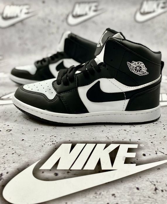 Nike Air Jordan. Rozmiar 41. Czarne z białym. MUST HAVE