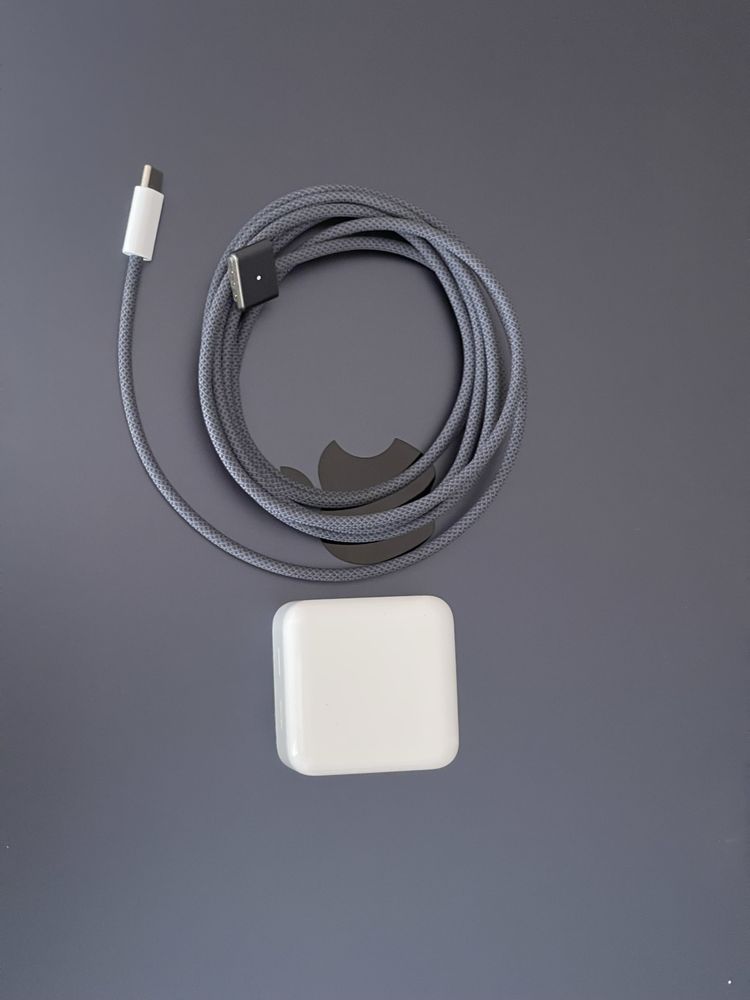 NEW Macbook Air 15 M3 16/256 2023