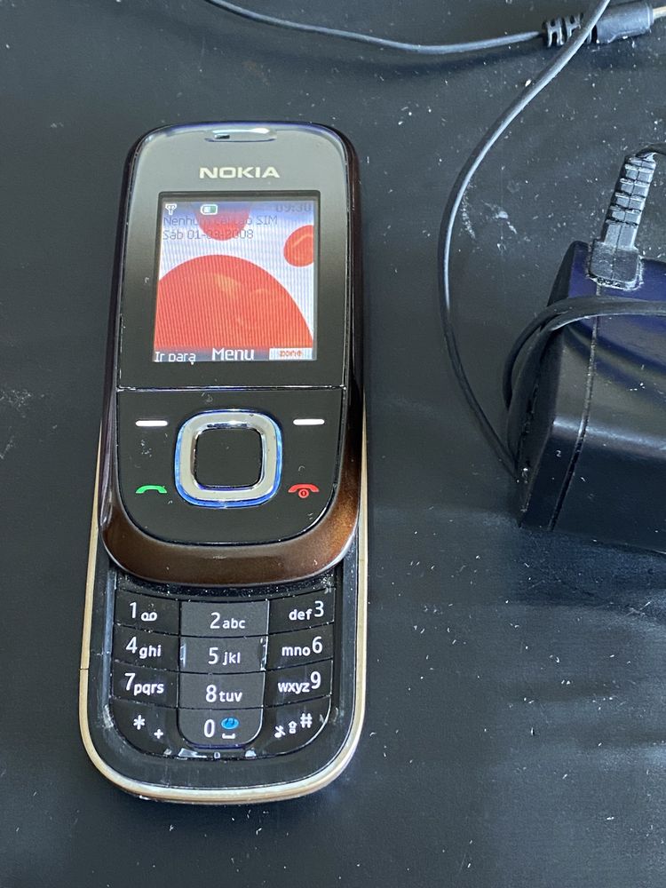 Nokia 2680 Slide como novo e com carregador