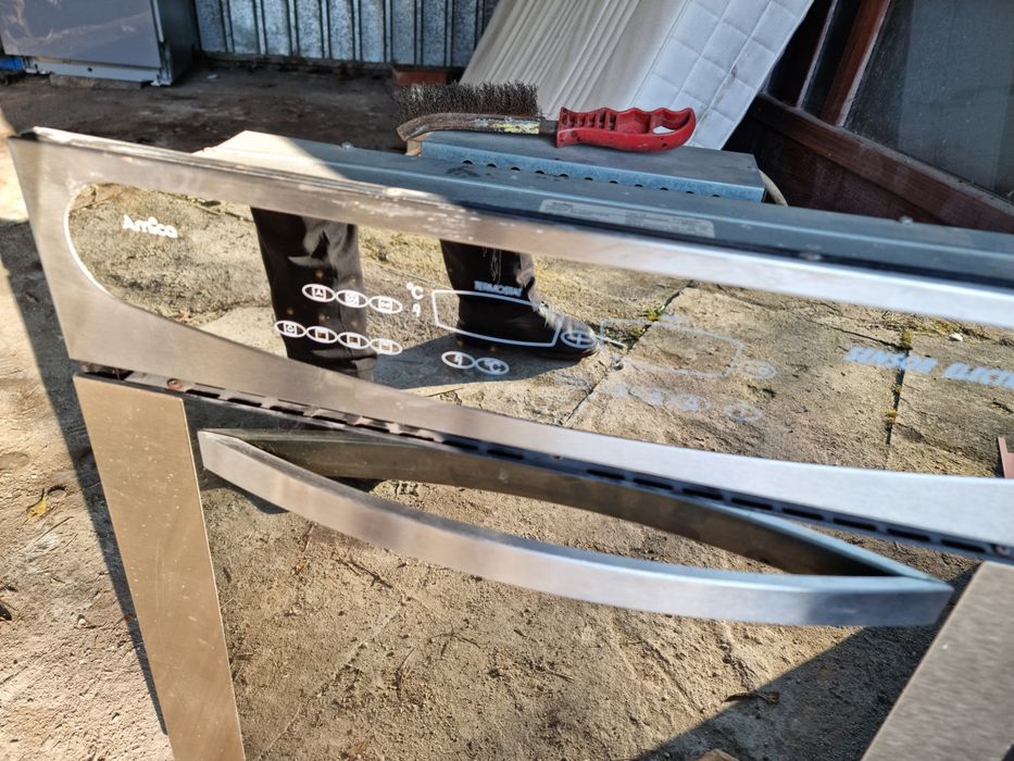 Piekarnik Amica Model EB 2000