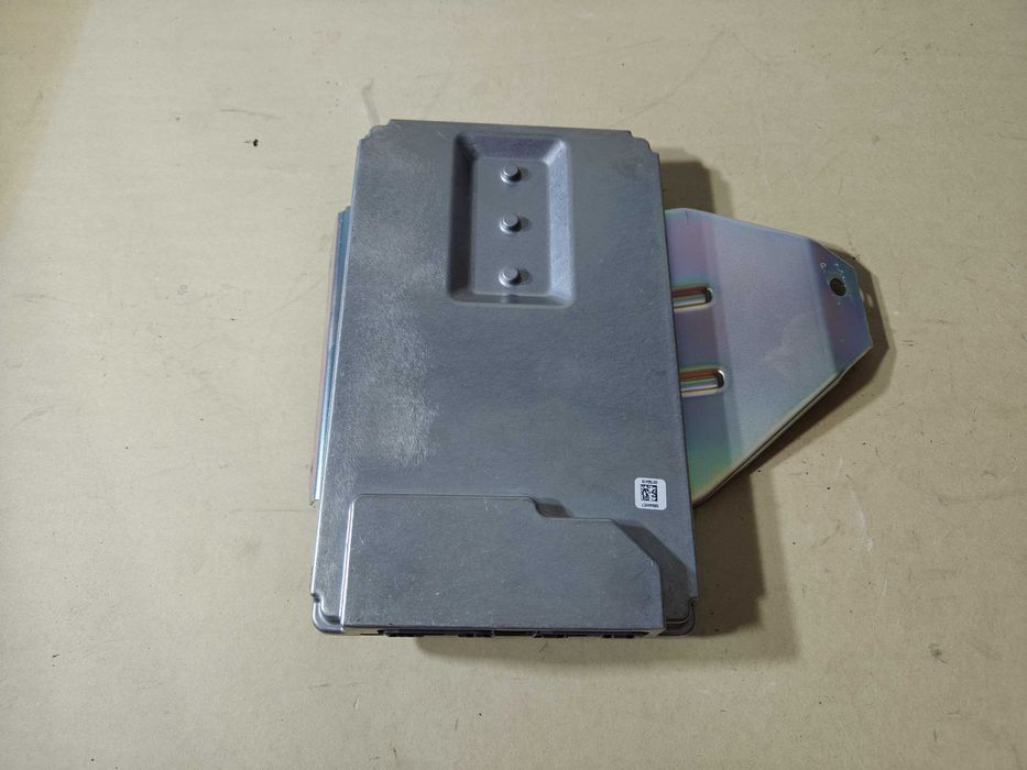 wzmacniacz harman kardon jeep grand cherokee wk2