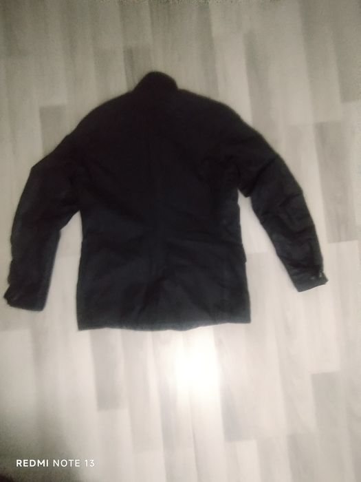 Куртка BARBOUR  вошчанаIваксовая розмір М
