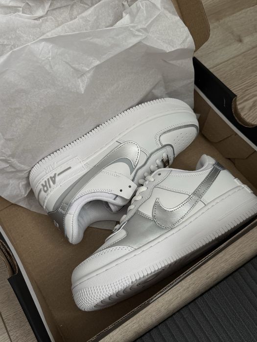 Кросівки Nike ,нові 36р