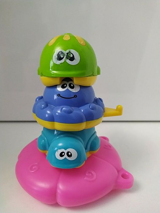 Игрушка для воды,ванной,пирамидка