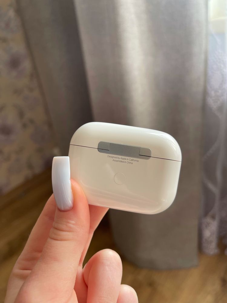 AirPods Pro в хорошому стані