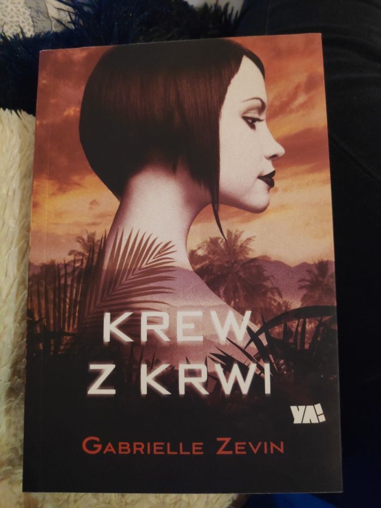 Krew z krwi - Gabrielle Zevin, Trylogia Czekoladowa