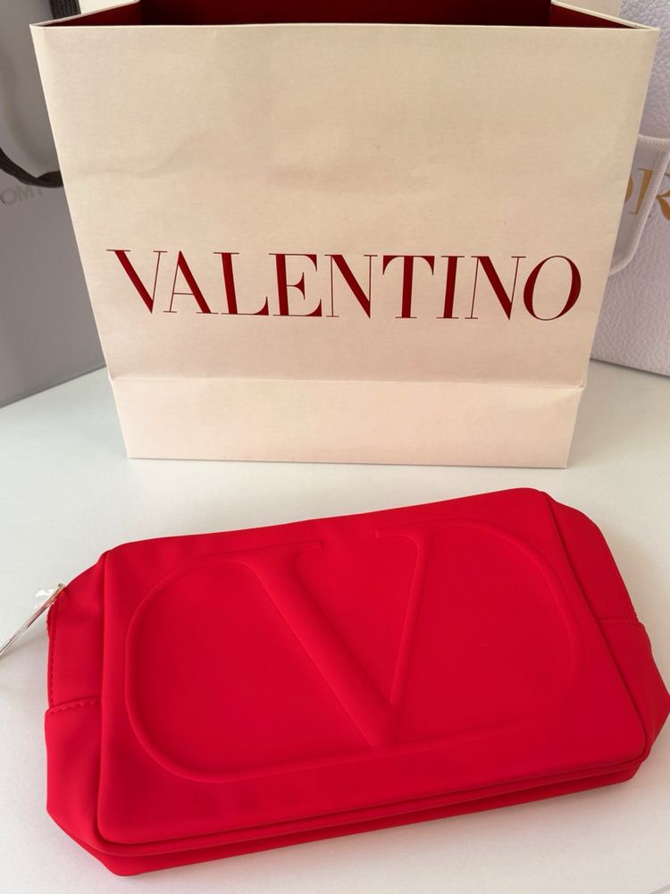 Клатч (косметичка)Valentino оригінал