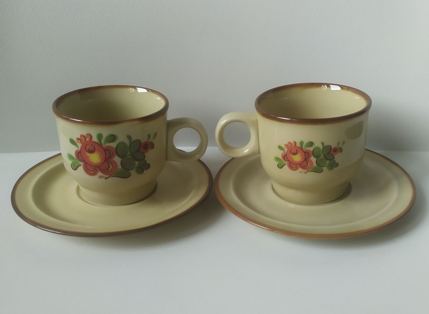 Filiżanki porcelit Pruszków PRL wzór kwiatowy mak porcelana ceramika