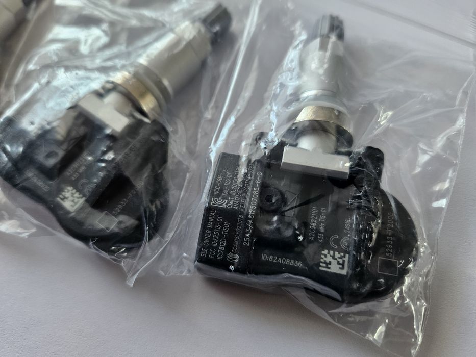Czujniki ciśnienia TPMS Hyundai Kia x4 komplet 52933-F2000