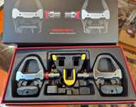 Pedais power meter FAVERO Assioma PRO RS-1 ou RS-2