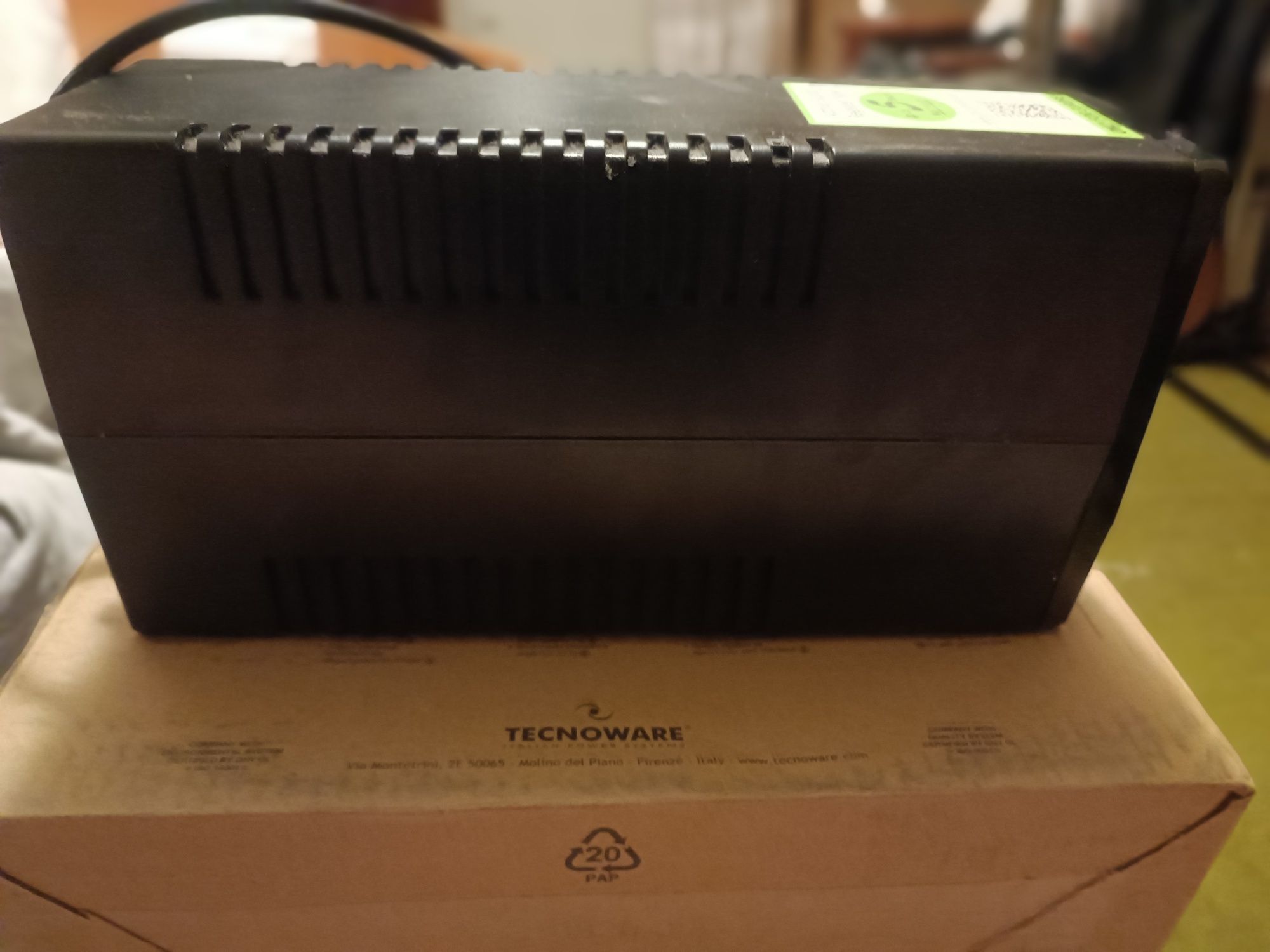 Продам УПС Tecnoware UPS ERA PIUS 800