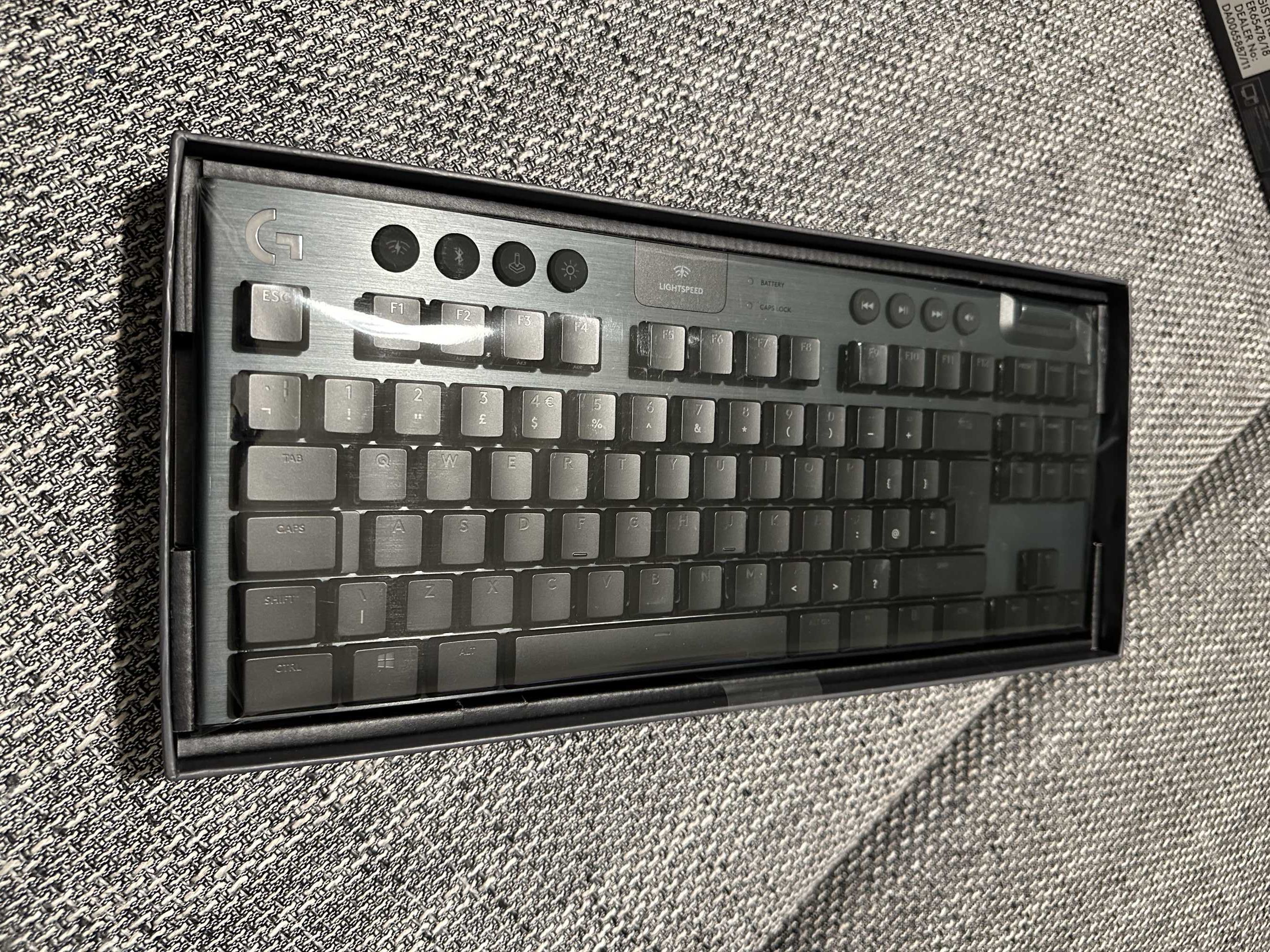 Klawiatura Logitech G915 TKL Clicky UK