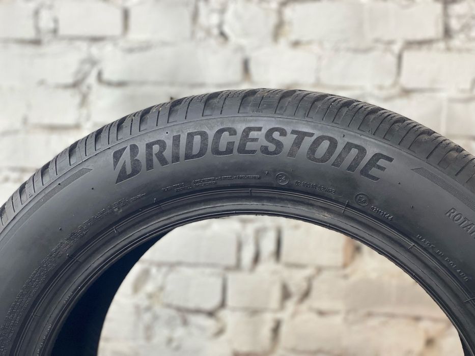 Шини Резина ЗИМА 225/55 R17 Bridgestone Blizzak LM005