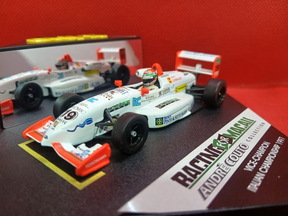 Escala 1:43 Pilotos Portugueses 4 modelos diferentes