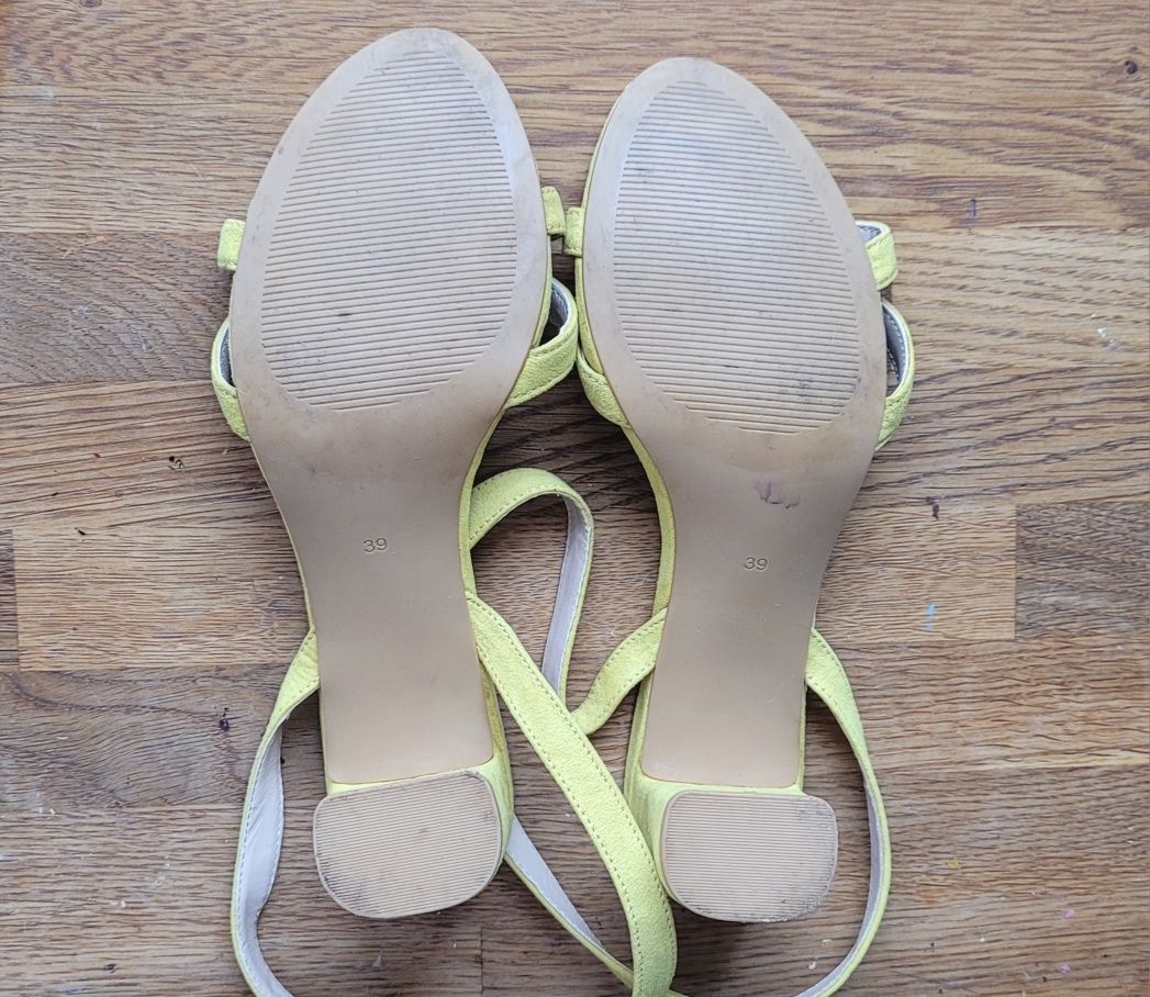 Buty z odkrytymi palcami  na obcasie seledynowe h&m rozmiar 39