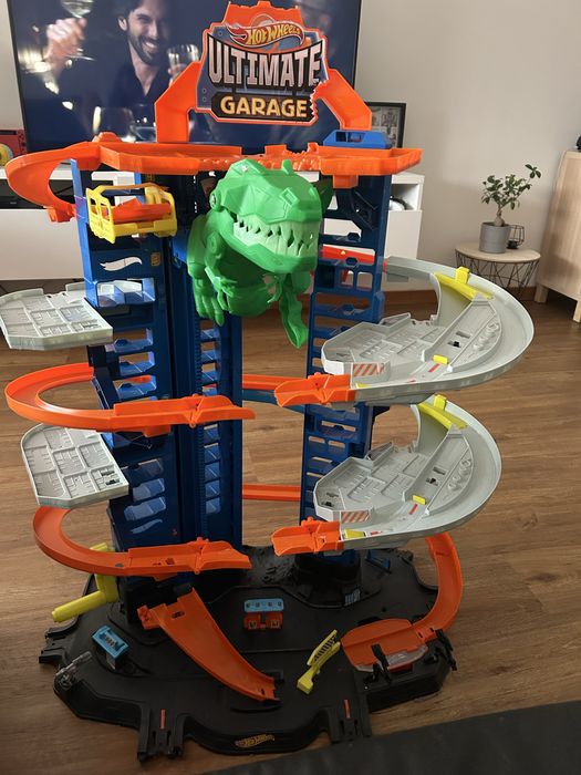 Hot Wheels Ultimate Garage
