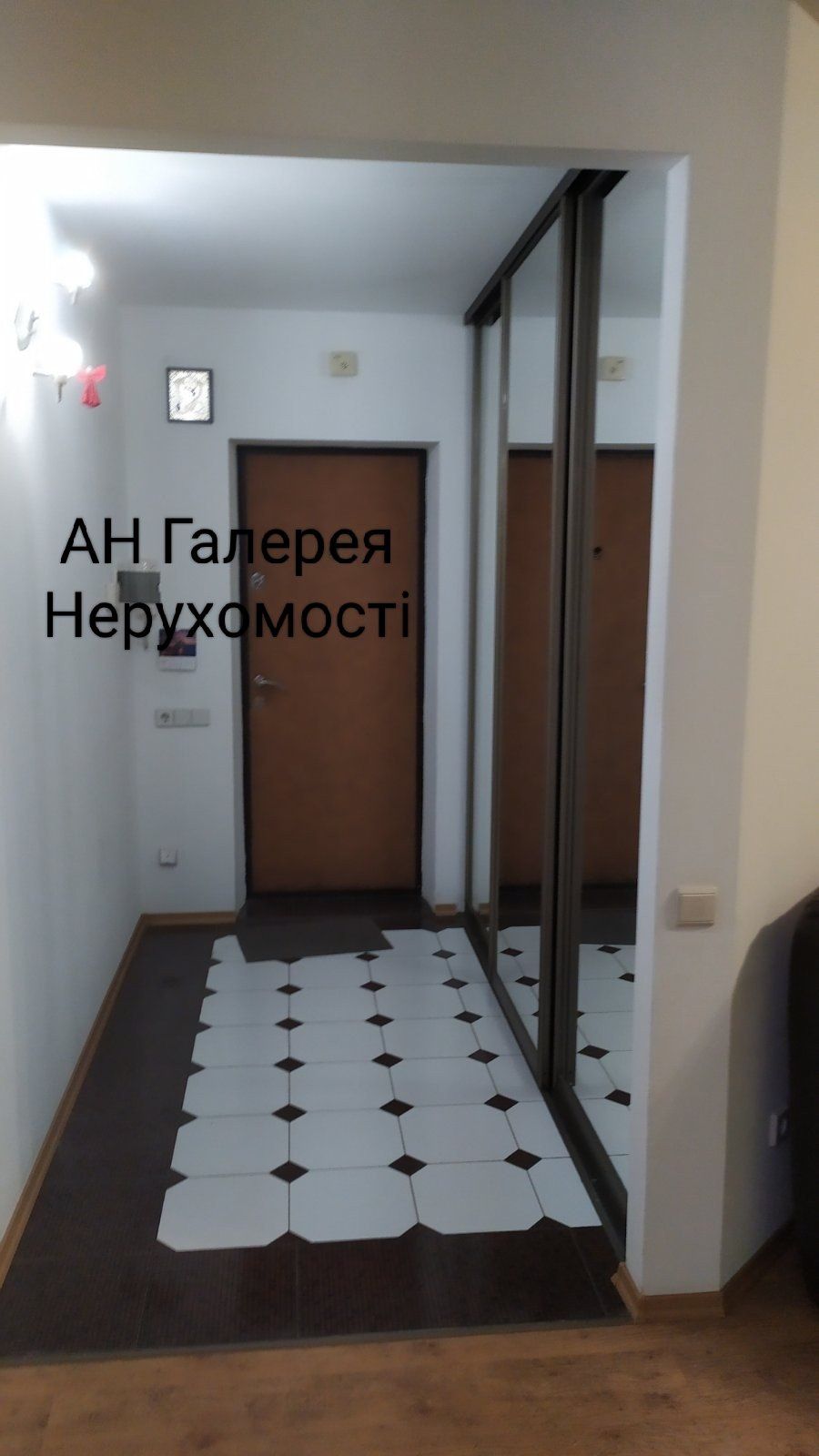 Продаж 3х кімнатної квартири по вул. О.Бідного