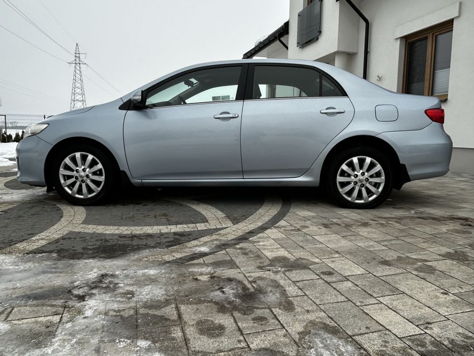 Corolla Salon Polska Absolutnie bez korozji Bezwypadkowa I właściciel