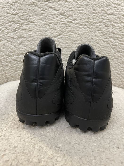 Сороконіжки сороконожки футзалки  кросівки Adidas 44р