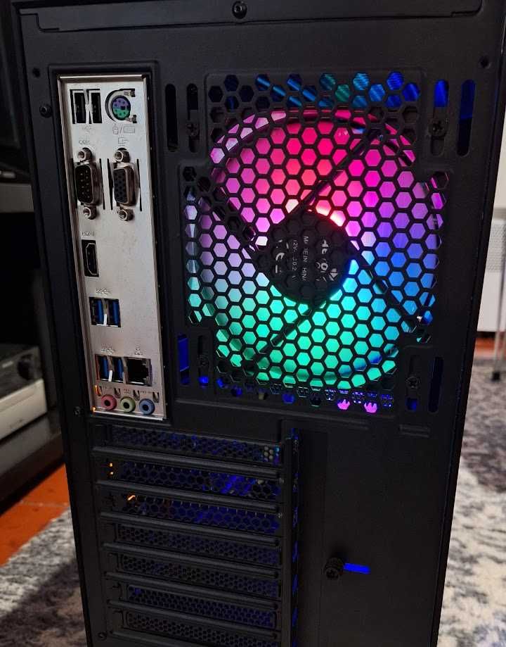 Computador com i5-8400 | 16 GB RAM| SSD 120 GB| HDD 1 TB