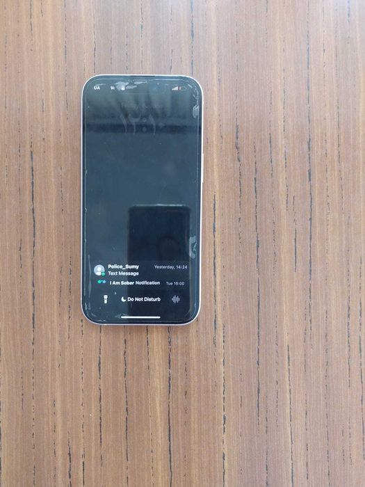 Продам заблокированный Iphone 15 на запчасти