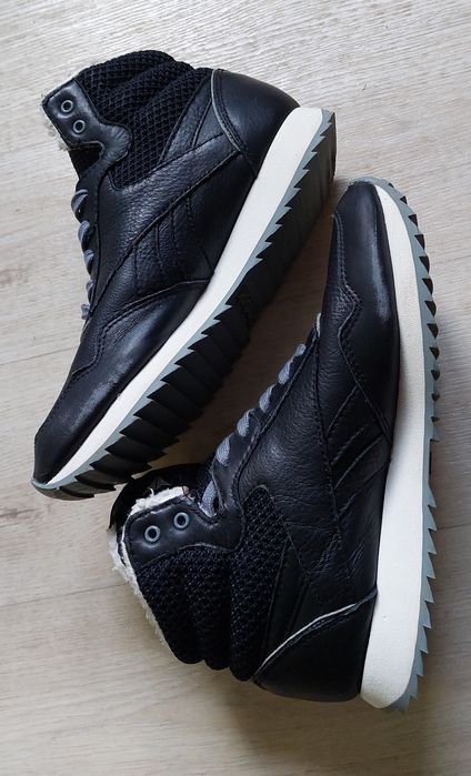 Кожаные змние ботинки/кроссовки/хайтопы Reebok.