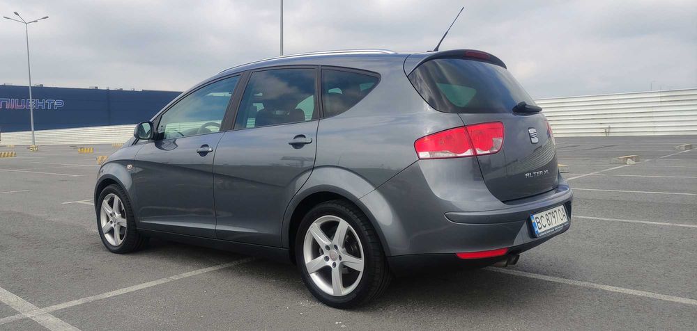 Авто Seat Altea XL 2012
