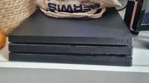 Ps4 PRO 1t z 3grami i padem