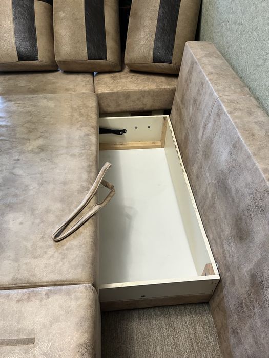 ТЕРМІНОВО Ліжко Диван Терміновий продаж