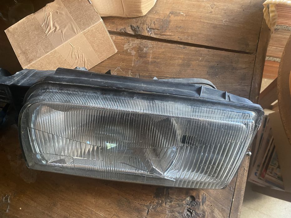 Farol Nissan Terrano/ Ford Maverick (, farol , farolins) , jante)